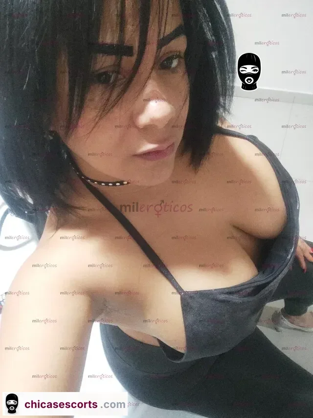Foto de Rubi Tu Milf Cuarentona Toda Una Emperatriz En La Cama Rostro Angelical Tetona — imagen 4