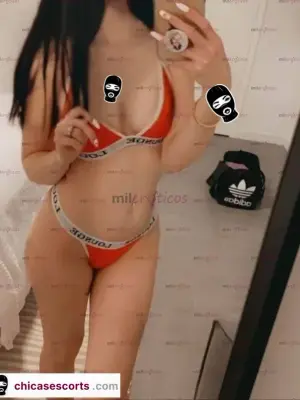 Senos Redonditos, Escorts en Querétaro, México — 22 años