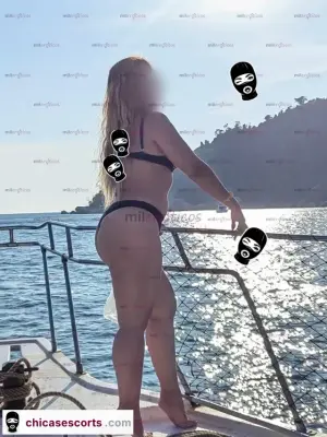 Sexy Universitaria, Escorts en Bogotá, Colombia — 18 años