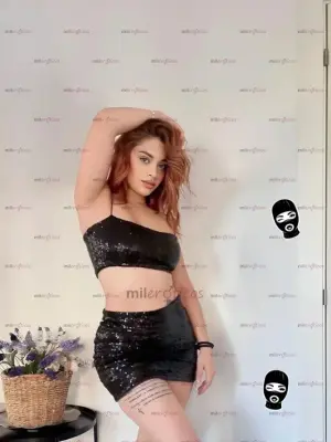 Soy Sofi Me Encanta Que Me Den Duro Y Que Me Digan Cosas Malas Al Oido, Escorts en Medellín — 40 años