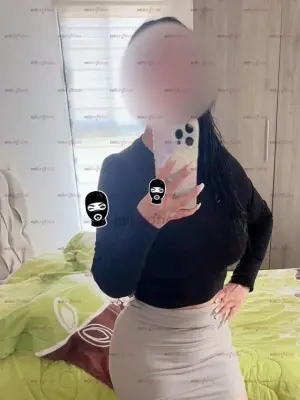 Tania Jovencita Cuerpo Natural Con Ganas De Placer. Oral Natural Y Anal, Escorts en Querétaro — 18 años