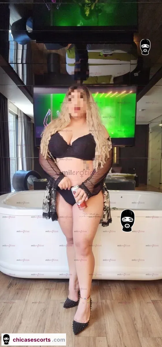 Foto de You Are A Foreigner — imagen 8