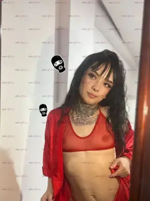 Amor Soy Luna Una Scort Delgada Con Curvas Y Con Ganas De Tener Sexo Y Complaser, Escorts en Bogotá — 18 años