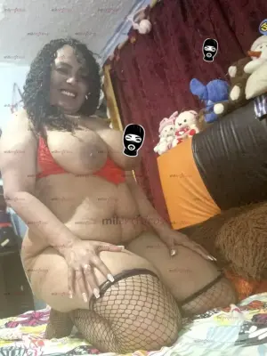 Ben Y Disfruta De Tu Gordita Madurita Con Una Chochita Gordita Y Apretadita, Escorts en Bogotá, Colombia — 18 años