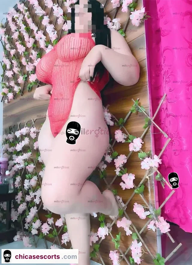 Foto de Hermosa Tetona Adicta Al Sexo Vagina Estrecha — foto de perfil verificado