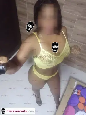 Karen Morenaza CosteñA Me Encanta La Verga Bien Dura Oral Anal, Escorts en Bogotá — 18 años