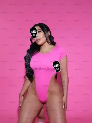 Luciana Exquisita Cuerpo Natural Hermoso Rostro Labios Carnosos Nalgas Paraditas, Escorts en Medellín — 19 años