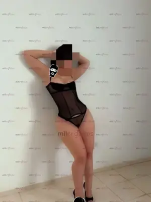 Rica Colombiana Super Hot Hotel Y Motel 24 Horas, Escorts en Mérida, México — 20 años