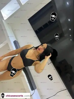 Hermosa Colombiana, Cuerpo Hermoso Y Muy Caliente, Escorts en Bogotá — 18 años