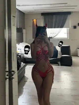 Hola CorazóN, Escorts en Querétaro, México — 24 años