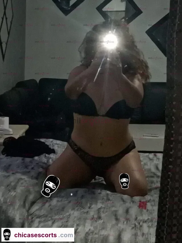 Foto de Hola Papi Ven ConóCeme Estoy Muy Caliente Ven Y Quitamelo — imagen 3