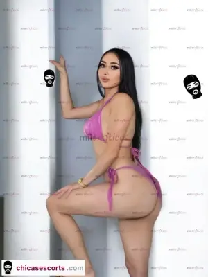 Soy MíA Candente Delgada De Piel Blanca Sexy De Cabello Negro, Escorts en Bogotá — 20 años