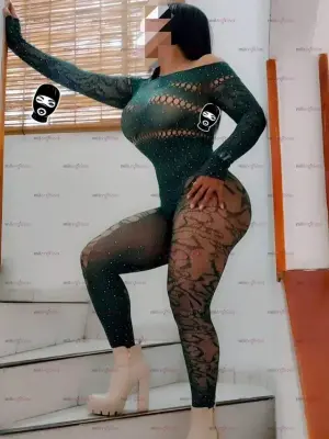 Soy Salome Cogeme Bien Rico Estoy Ardiendo Y Con Muchas Ganas De Ti... Te Espero, Escorts en Bogotá, Colombia — 18 años