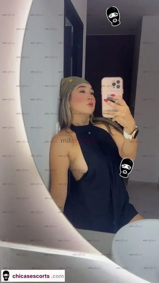 Foto de Valery Mona Encantadora Blanquita Como Una Perla Cumpliré Todos Tus Fetiches — imagen 4