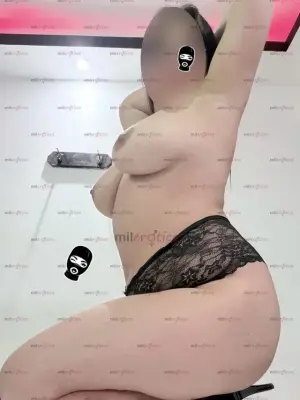 Emily Tú Linda Tetona Culona Caliente Con Excelente Trato, Escorts en Bogotá, Colombia — 26 años