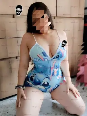 Laura De Nuevo En Tu Zona... Soy Una Chica Blanquita De Vaginita Rosada Divina!!, Escorts en Bogotá — 18 años