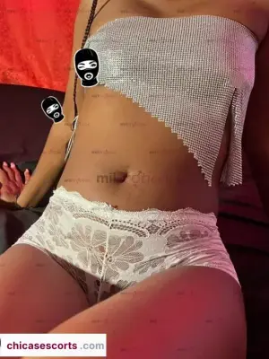 Liz Una Morena De Vagina Estrecha Oral Al Natural Incluido Llama Ya, Escorts en Bogotá — 20 años