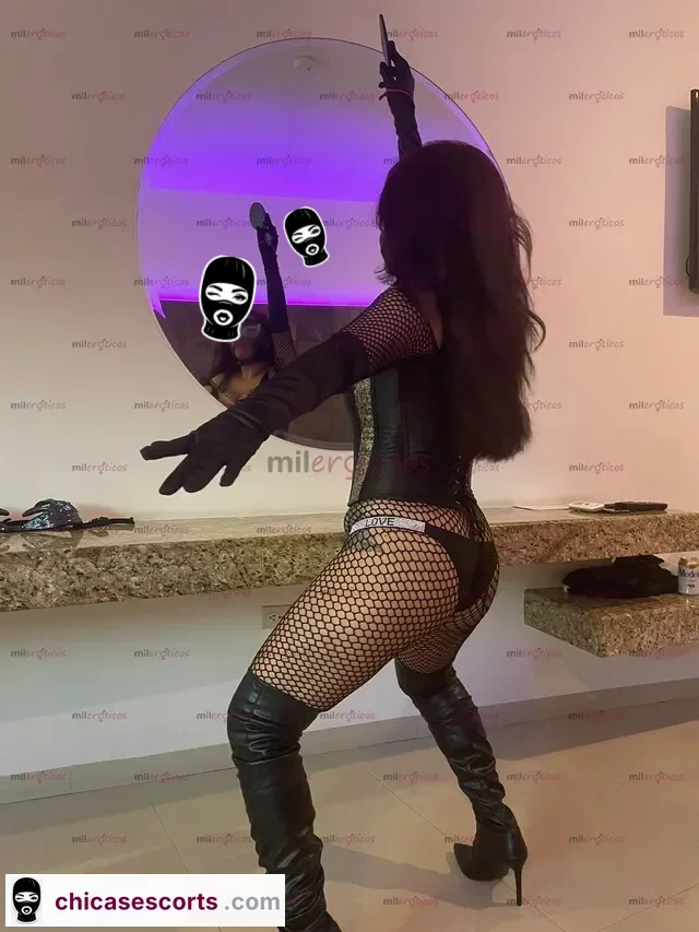 Foto de Madame M Dominatrix Bilingual IngléS EspañOl — imagen 4