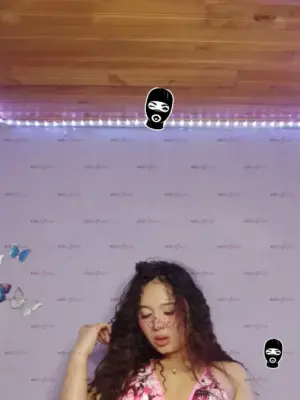 Minji Caliente Y Sexy Crespa Disponible Para Tus Servicios Virtuales, Escorts en Bogotá — 19 años