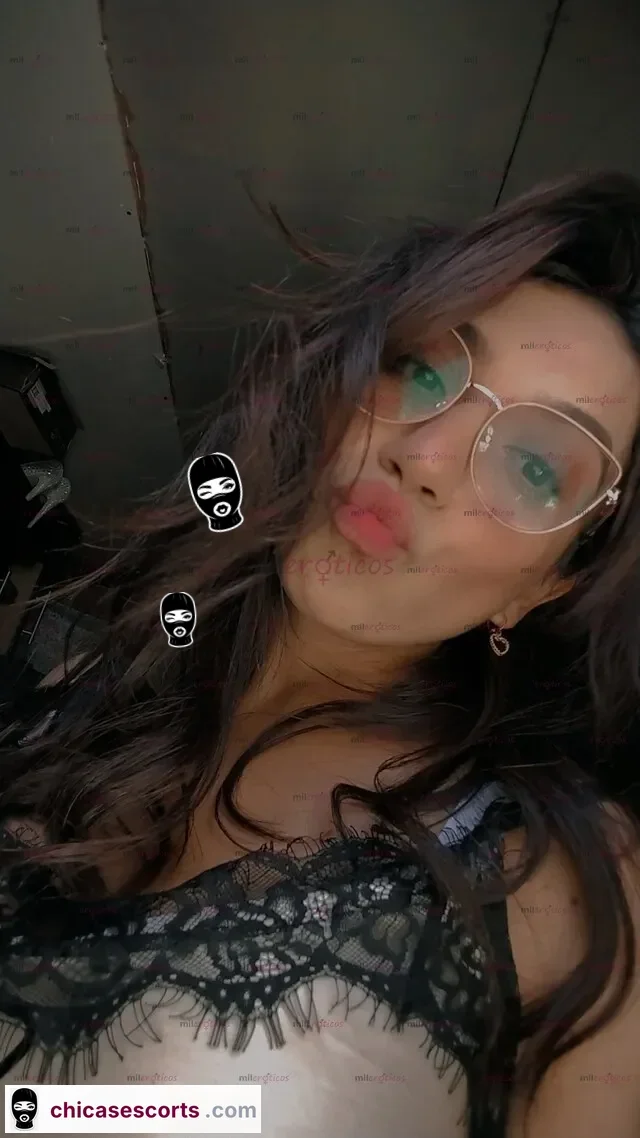 Foto de Morena Caliente Lista Para Ti, Tetona Y Con Ansias De Verte — imagen 4