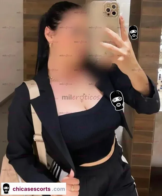 Foto de Y Estrechita BúScame Amor Venezolana — imagen 3