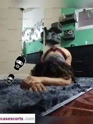 Adara Hagamos Todas Las Posiciones Que Te Gustan, Escorts en Mérida — 18 años