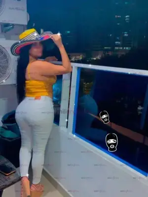 Como Asi Mi Amor Me Lo Siguen Tratando Mal Y Usted Sigue Queriendo Barato?, Escorts en Querétaro, México — 23 años