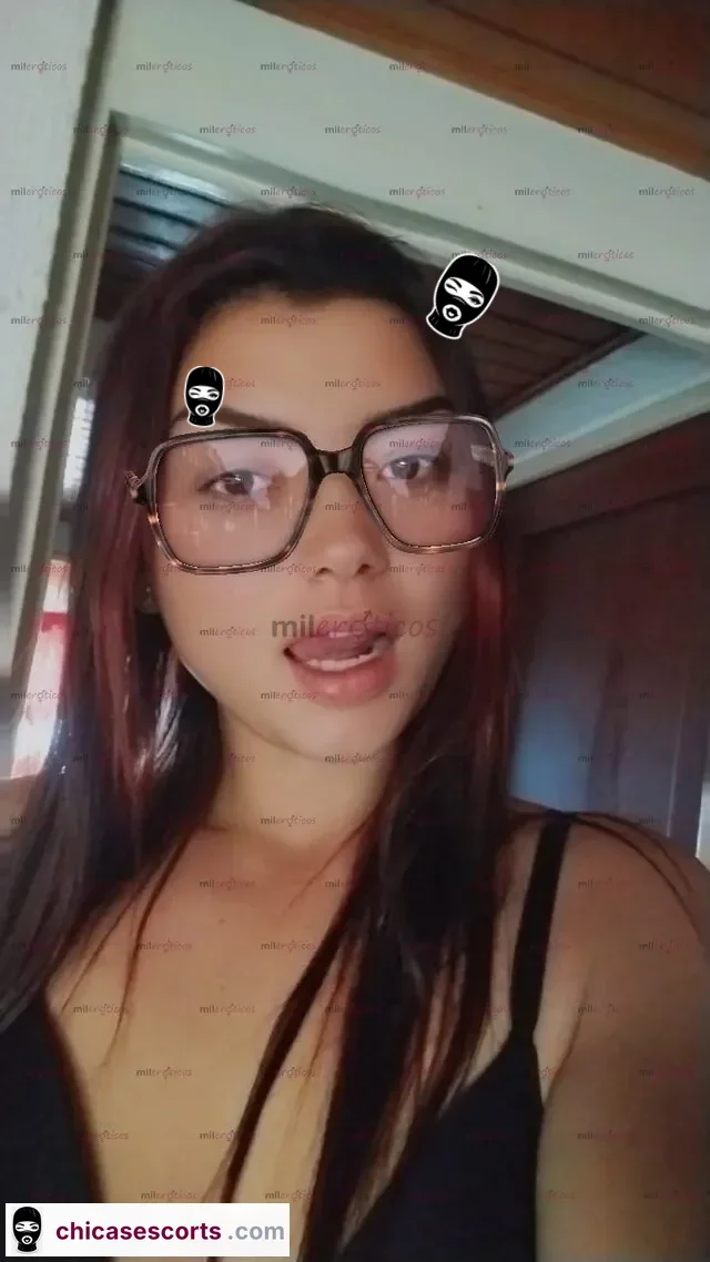 Foto de Deliciosas Jovencitas Dispuestas Y Discretas En Kennedy Central — imagen 7