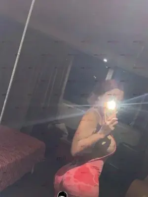 Kristal,22 AñOs,Joven,Nalgona, Acuerpada,Cintura, Chichona, Escorts en Guadalajara — 22 años