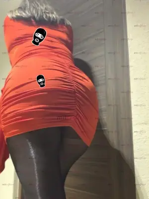 Mujer Cachonda Complaciente Buscando Hombre Que Apague Mi Fuego, Escorts en Aguascalientes, México — 18 años