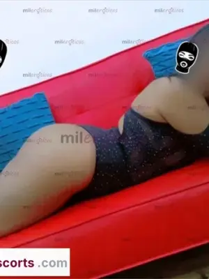 Ross Morena Culona Venezolana Ven A Pasarla Rico Conmigo Mi Amor, Escorts en Bogotá — 52 años