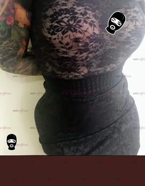 Foto de Tatuada Con Lengua BíFida Promo $120 Oral Al Natural Squirt Venida En Los Senos — imagen 5