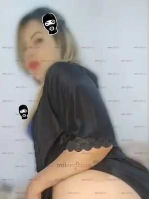 Triplato Sexy Madurita 40 AñOs Por Pocos DíAs Alta Super Complaciente, Escorts en Bogotá — 18 años