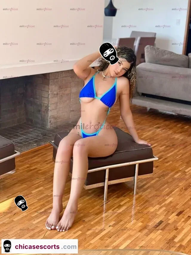 Foto de Colombianita Jovencita CarismáTica Y Entregada — imagen 3