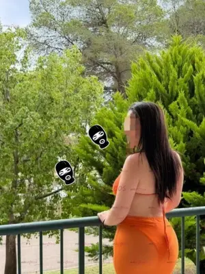 Madurita Y Veterana! Con Apartamento Propio En Laureles, Escorts en Medellín, Colombia — 25 años