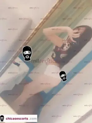 Maya Elegante Abdomen Plano, Escorts en Guadalajara — 20 años