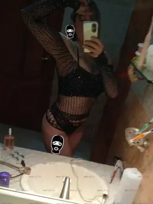 No Caigas En La Rutina, Escorts en Aguascalientes — 18 años