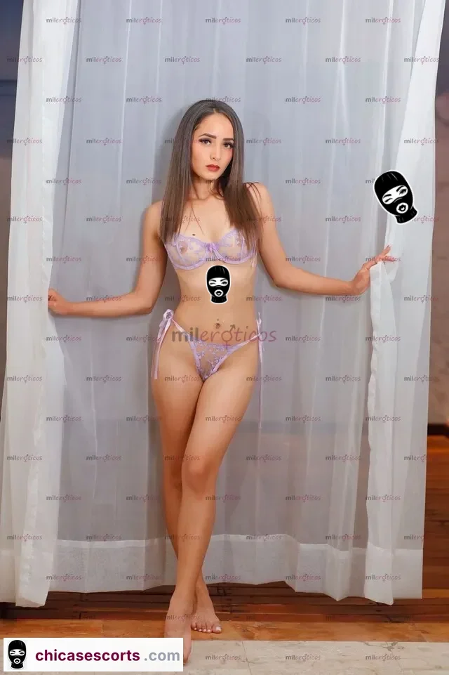 Foto de Cubanita Petit Servicio De Excelencia No Te Dejes Cobrar Extra Por Todo — foto de perfil verificado