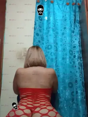 Diciembre Con Sus Arrecheras Y Yo De Rojo Para Que Me Quites El MoñO, Escorts en Bogotá — 21 años