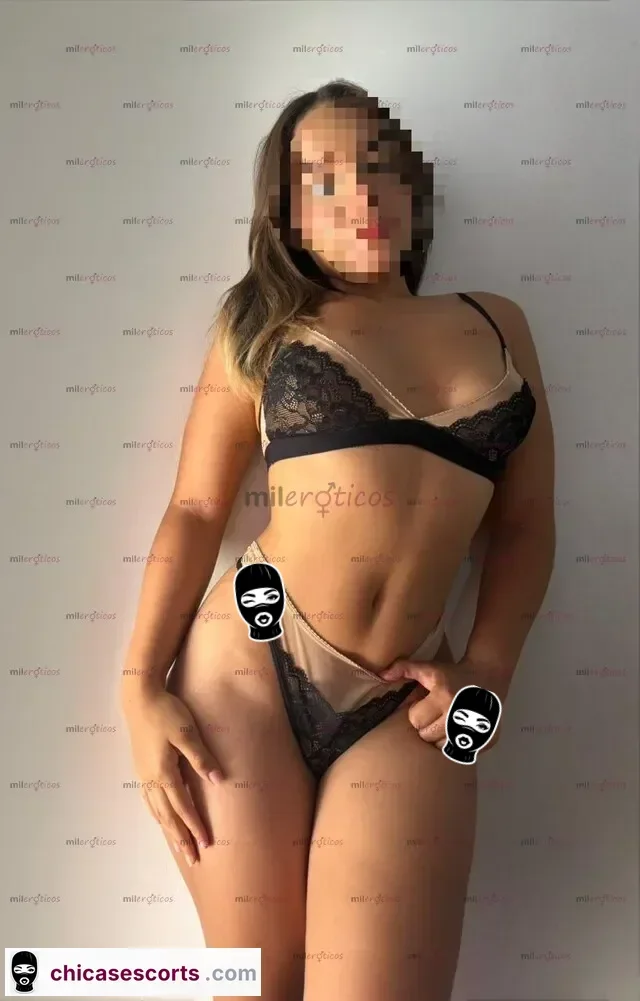Foto de Luna, Tierna Y Delicada Flaquita 18 AñOs Disponible Para Ti, Escorts en Barranquilla, Colombia