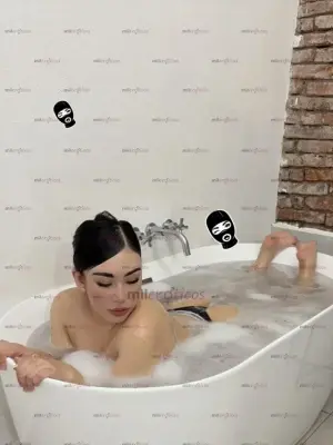 OlvíDate De Encuentros FríOs Me Defino Como Una Chica Dulce Y Complaciente, Escorts en Querétaro, México — 19 años