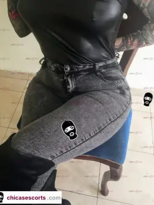 Rica Y Tatuada Oral Con Lengua BíFida Promo En 100 Apto Privado En Chapinero, Escorts en Bogotá — 18 años