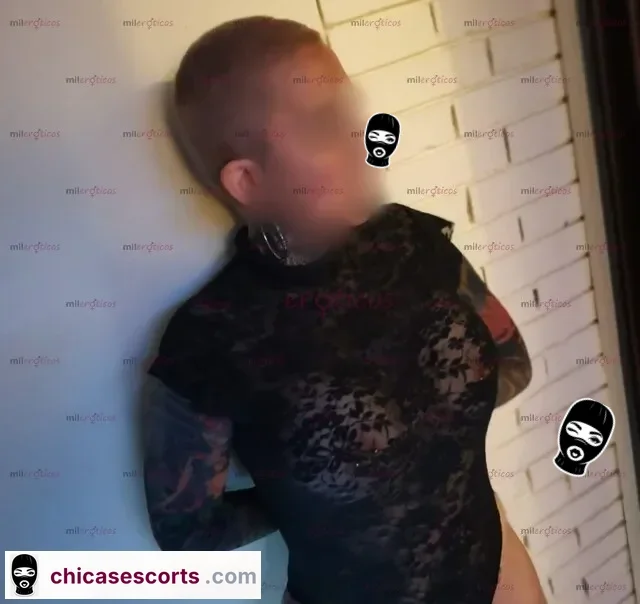 Foto de Rica Y Tatuada Oral Con Lengua BíFida Promo En 100 Apto Privado En Chapinero — imagen 3