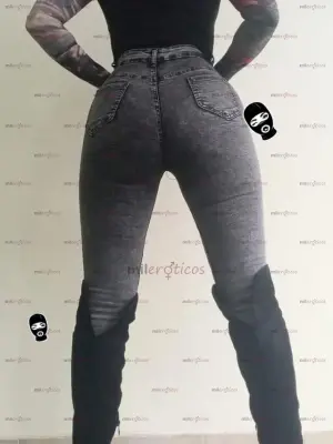 Rica Y Tatuada Oral Con Lengua BíFida Promo En 100 Apto Privado En Chapinero, Escorts en Bogotá, Colombia — 18 años