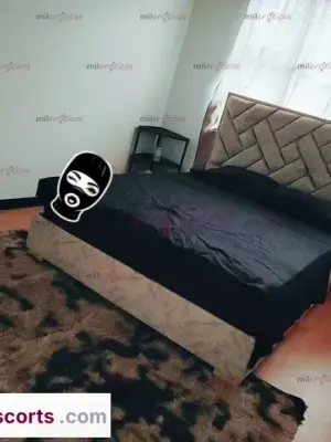 Se Solicita Chica Masajis, Schort Descomplicada ......., Escorts en Bogotá — 18 años