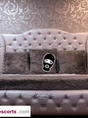 Buscas Trabajo? Ganar Dinero Extra? Cambia Tu Estilo De Vida!!!, Escorts en Bogotá, Colombia — 20 años