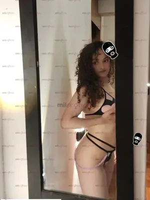 Elite Scort, Alana Una Baby Nueva En Tu Ciudad De 18 AñOs., Escorts en Bogotá — 18 años