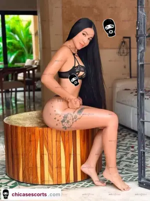 Karen MultiorgáSmica Morena Pelilargo Cintura PequeñA Nalgas De EnsueñO, Escorts en Mérida — 20 años