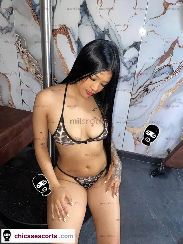 Foto de Linda Peli Negro Tatuadita Con Rica Curvas Muy Complaciente ReciéN Llegada Ven — foto de perfil verificado