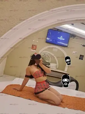 Momentos De Intimidad: Tu Escapada Perfecta, Escorts en Aguascalientes — 50 años